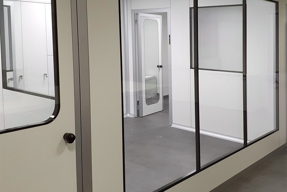 Glazed Wall Panels Cleanroom